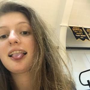 Meet your Posher, Olivia